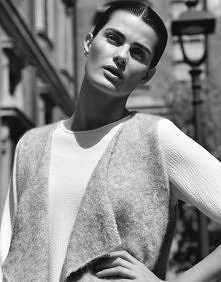 Przytulne ubrania na jesienne chłody z kolekcji Stefanel fall/winter 2014!

Zobaczcie wszystkie propozycje marki!