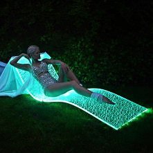 Odlotowe łoże LEDowe. A jaka odlotowa cena :) Kupiłybyście gdyby było tańsze ? Ja tak. Super design a może nawet łapie się do kategorii gadżet.