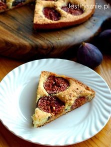 Szybki placek ze świeżymi figami