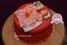 Takie słodkości robię na terenie woj lubelskiego :) wożę torty w różne miejsca :) cukiernica.com