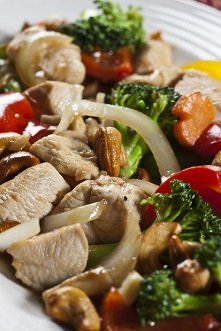 Kurczak smażony z warzywami...