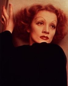 Marlene Dietrich! Wspaniała...