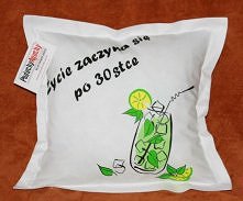 poduszka prezent dla przyjaciółki na 30ste urodziny z drinkiem mojito na zamówienie poduchyaguchy@gmail.com
