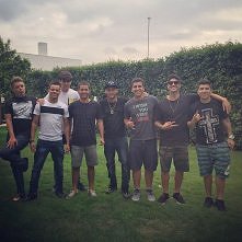 Neymar z przyjaciółmi zawsze spoko ♥♥♥