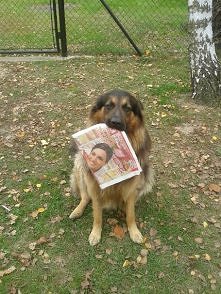 Cotygodniowa dostawa gazet, przez Atosa:)