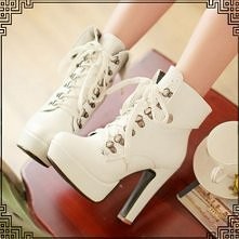 Thefashionworld
LINK W KOM...