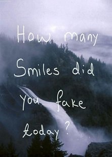 ile razy się dzisiaj sztucznie uśmiechałeś?