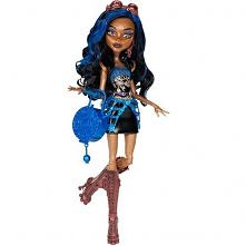 Robecca Steam,córka szalonego naukowca.