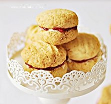 Ciasteczka Monte Carlo. Przepis po kliknięciu w zdjęcie.