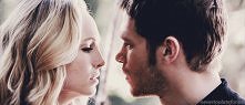 :o *.* *,* *.* ♥.♥ tak bardzo kocham <3 <3 Klaroline wierze w was :D <3 czekam na kolejne takie sceny :D