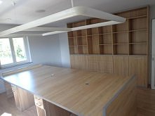 coś do większego biura