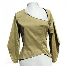 Śliczna bluzeczka z asymetrycznym dekoltem i rękawkiem 3/4