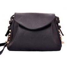 Torebka damska czarna ćwieki.
---> KLIKNIJ w Zdjęcie aby zobaczyć.