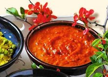 Toskański sos pomidorowy z nowalijek

Składniki
1 pęczek młodych marchewek
4 młode cebule
1 serce selera naciowego z liśćmi
3-4 ząbki młodego czosnku
1 pęczek bazylii
1 pęczek n...