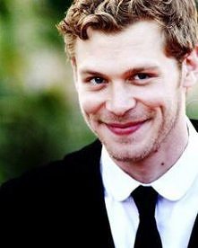 Joseph Morgan <3