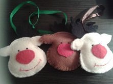 Łosie ze wstążką, w zeszłym roku dodawałam je jako ozdoba do prezentów pod choinkę.