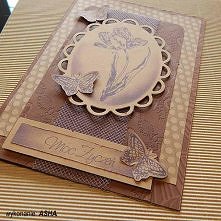 Monochromatyczna kartka z k...