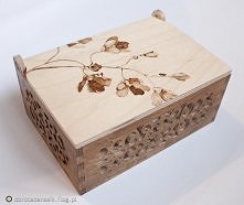 kuferek na biżuterię :)