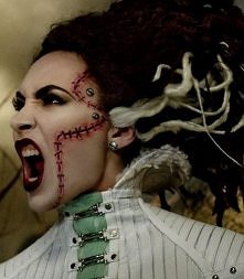 Delikatny makijaż i fryzurka ;)