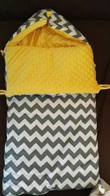 szarości i słoneczna żółć