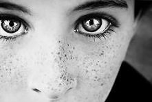 Dziewczyny co powiecie o piegach?
Oryginalne prawda? Moim zdaniem wyglądają uroczo :)