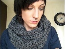 How to crochet a circle sca...