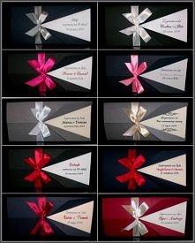 Zaproszenia z kolekcji ALMOND
Połączenia kolorystyczne z ciemnymi okładkami:
granat i srebro | czerń i biel | czerń i fuksja | granat i róż | grafit i biel
grafit i krem | czerń...