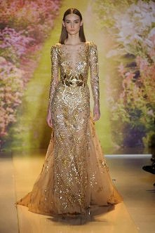 złota suknia ślubna