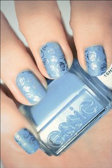 essie