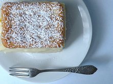 Napoleonka na krakersach:
bakeandtaste .blogspot .com/2011/03/ napoleonka-na-krakersach.html

Przepis /\