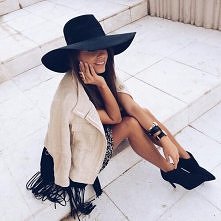 zapraszam na mojego tumblr'a--->  lool-xdd.tumblr.com/