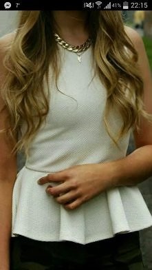 boska jest ! :) nie wiecie gdzie mogę ją dostać może ?