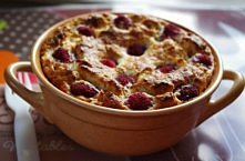 pieczona jogurtowo- malinowa owsianka