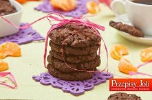 ciasteczka mocno czekoladowe

CIASTECZKA MOCNO CZEKOLADOWE
Składniki (na około 35 ciastek):
125 g masła (w temp. pokojowej)
160 g brązowego cukru
185 g mąki  pszennej
1 jajko
1 ...