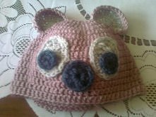 Wydziergałam czapeczkę na szydełku.