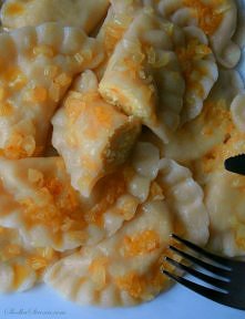 Tradycyjne Pierogi Ruskie - Przepis - Kliknij w zdjęcie
