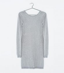 Niezbędnik: basic! Fundamenty kobiecej garderoby. Na czym polega ich fenomen?

sukienka, Bershka, 119 pln

Więcej na Moda Cafe!