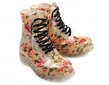 Kalosze w kwiatki. (Wymarzony prezent).