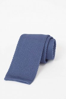 Krawat knit - takiego krawata On jeszcze nie ma w swojej szafie.
