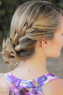 Pretty Braided Hairstyle