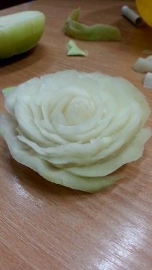 Carving - Róża - Kalarepa