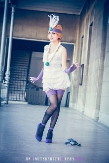 Ponieważ jej przybycie zawsze wiązało się z dużymi kłopotami, ci, którzy się z nią spotkali, wkrótce nadali jej imię: Jinx.