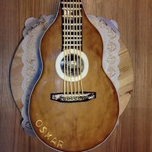 Osiemnastkowa gitara