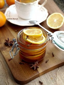 Rozgrzewające dodatki do herbaty