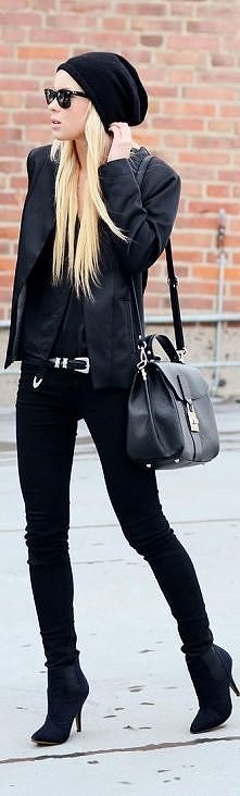 all black but i ❤it