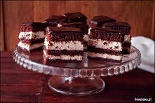 Porzeczkowiec piernikowy - przepis ze strony ilovebake.pl