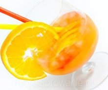 Red Moon - Passoa Drink

Czas przygotowania: 10 minut
Składniki

    likier Passoa (40ml)
    sok pomarańczowy (150ml)
    lód kruszony
    2 plasterki pomarańczy



Etapy przyg...