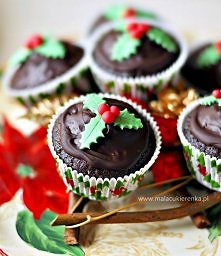 Babeczki czekoladowo – poma...