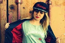 Idealny pomysł na Święta ;D T-shirt "Trójmiejska Dziunia" oversize, kolor szary SUPER CENA 39 ziko :)