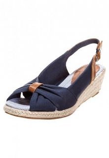 Mustang - Mustang Sandały na koturnie niebieski